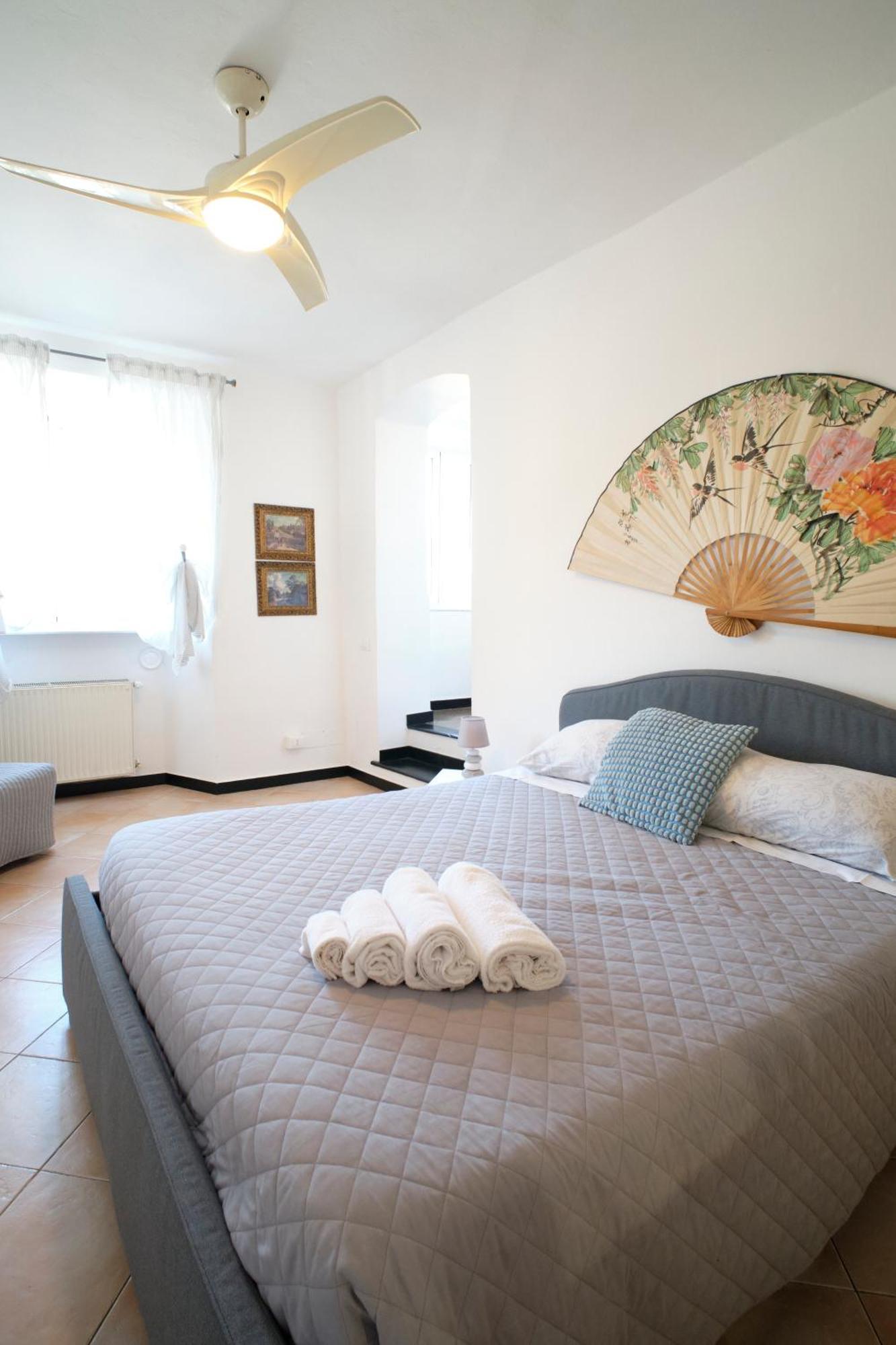 Cavour La Citta Vecchia Apartment Genoa Luaran gambar